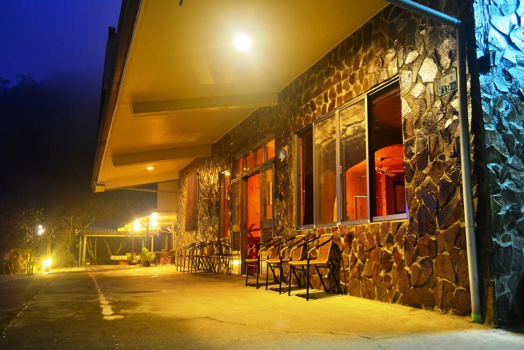 仲明居zhong Ming Ju Taoyi Fang Bed & Breakfast Fanlu ภายนอก รูปภาพ